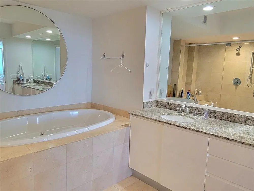 1830 S OCEAN DRIVE #5111 Hallandale Beach, FL 33009