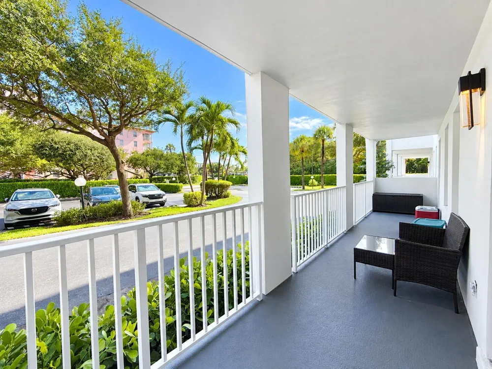 950 Ponce De Leon Road #104 Boca Raton, FL 33432