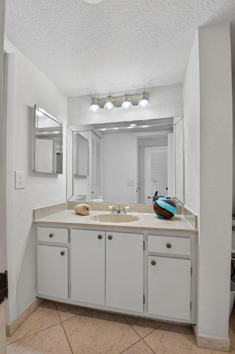 544 Piedmont L Delray Beach, FL 33484