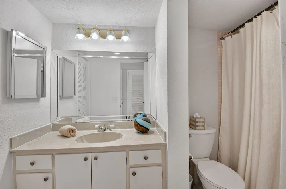 544 Piedmont L Delray Beach, FL 33484