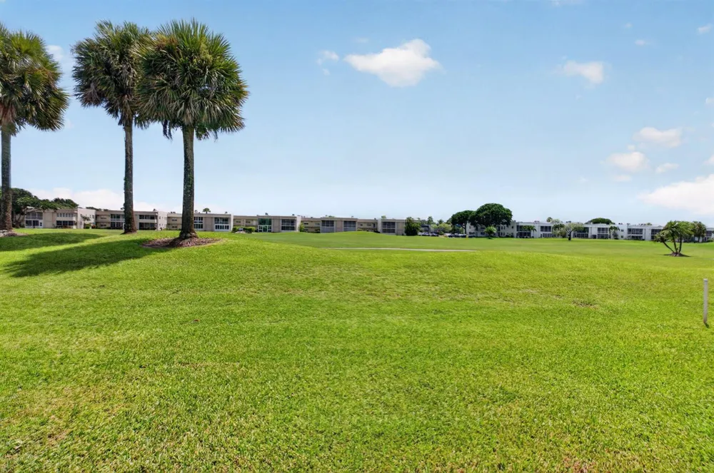 544 Piedmont L Delray Beach, FL 33484