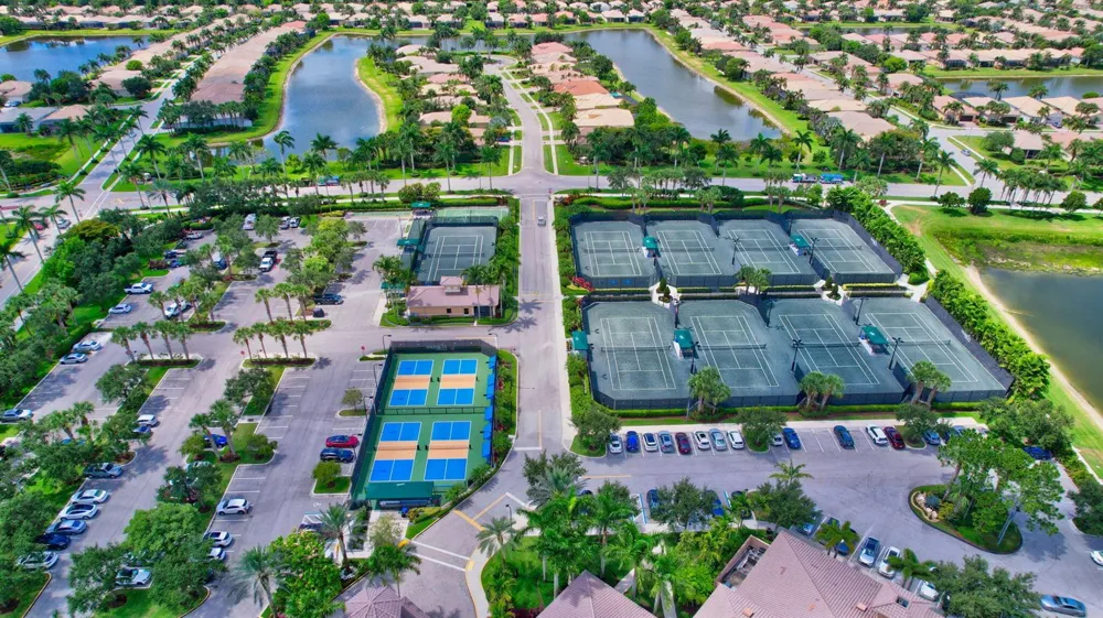 544 Piedmont L Delray Beach, FL 33484
