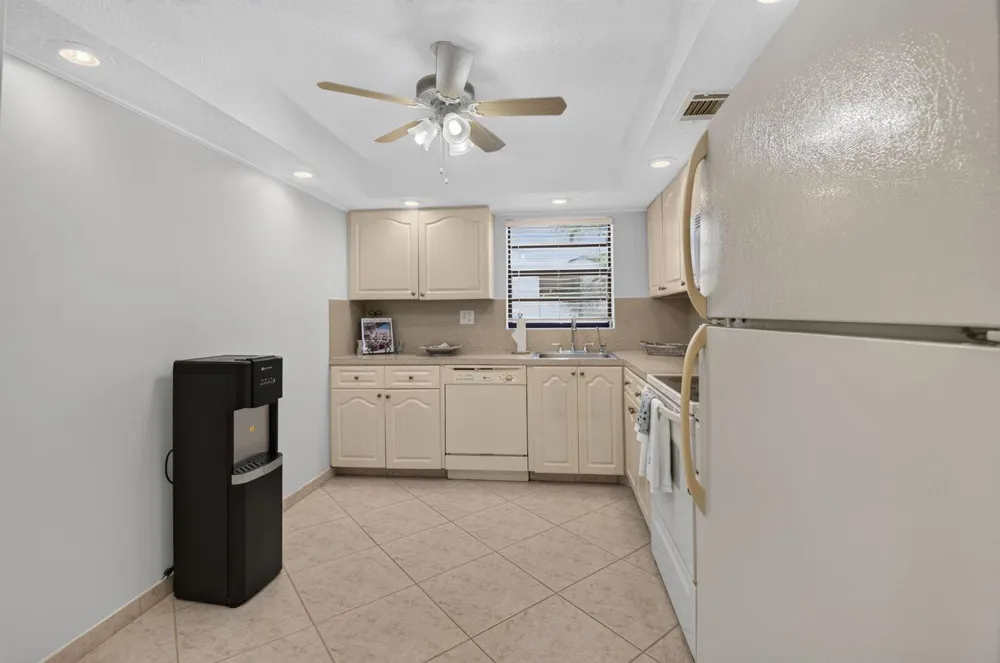 544 Piedmont L Delray Beach, FL 33484