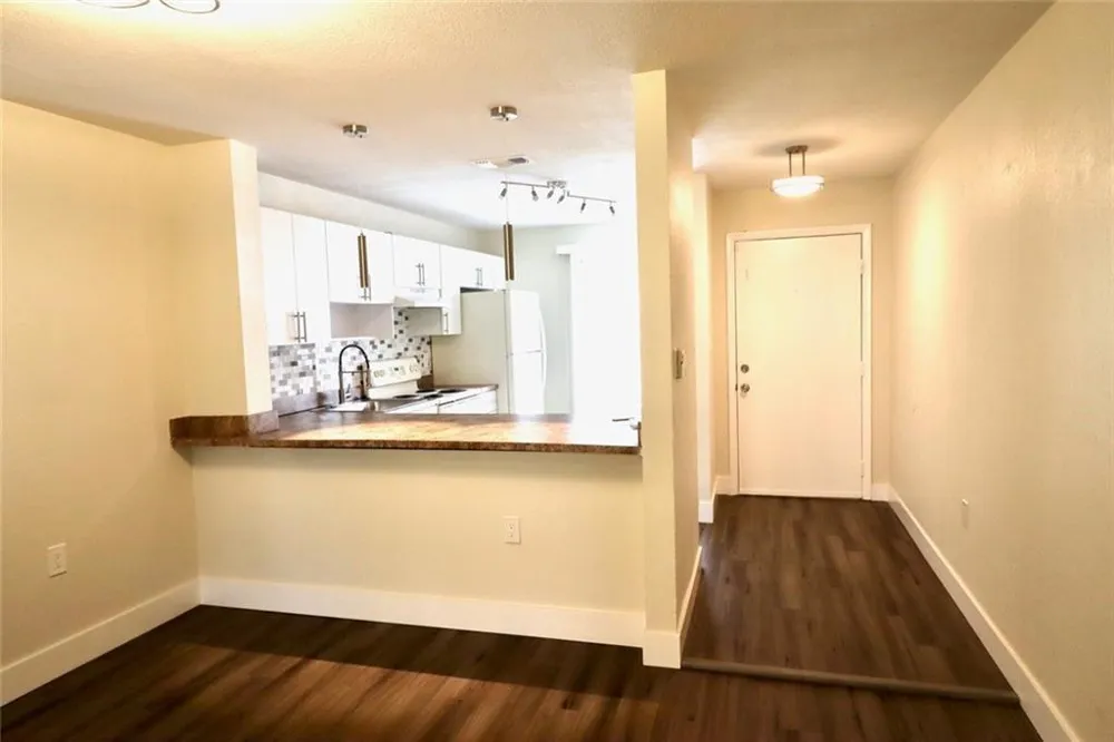 8121 SW 21ST COURT #8121 Miramar, FL 33025
