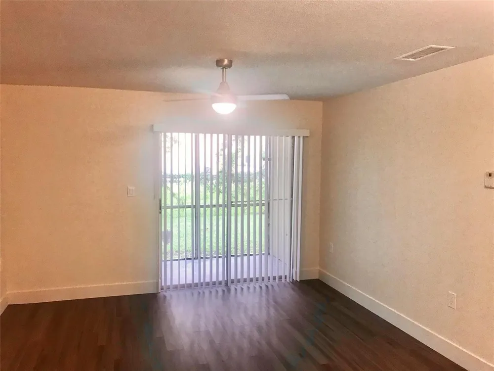8121 SW 21ST COURT #8121 Miramar, FL 33025