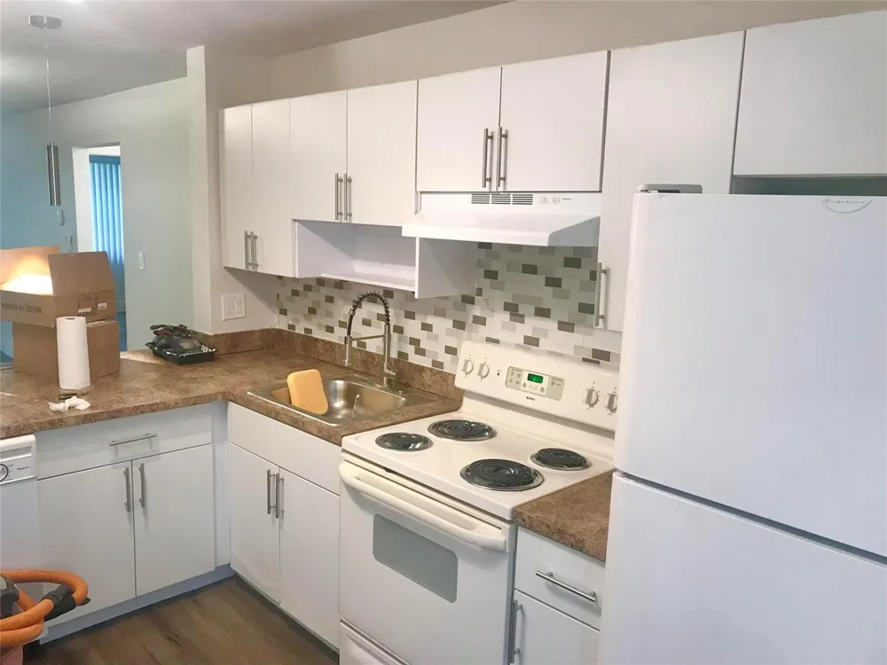8121 SW 21ST COURT #8121 Miramar, FL 33025