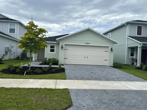 10818 NW MOON RISE LANE