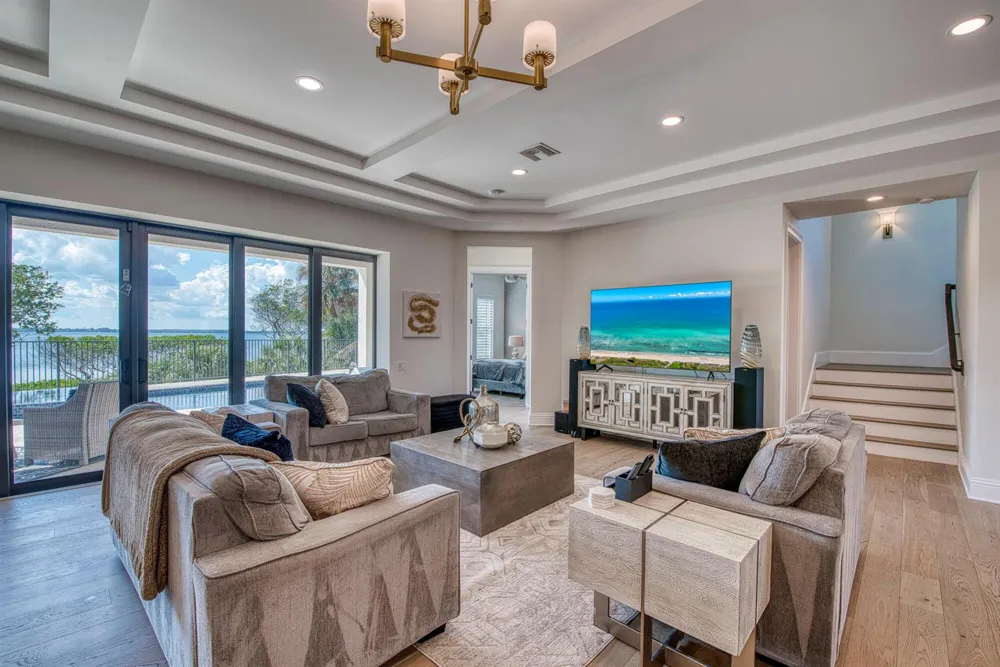 7683 Pelican Pointe Drive Jensen Beach, FL 34957