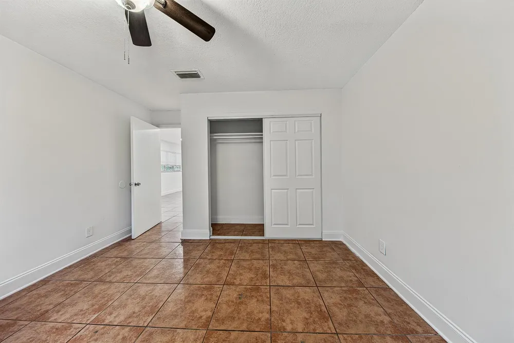 825 SW 10th Street #D Hallandale Beach, FL 33009