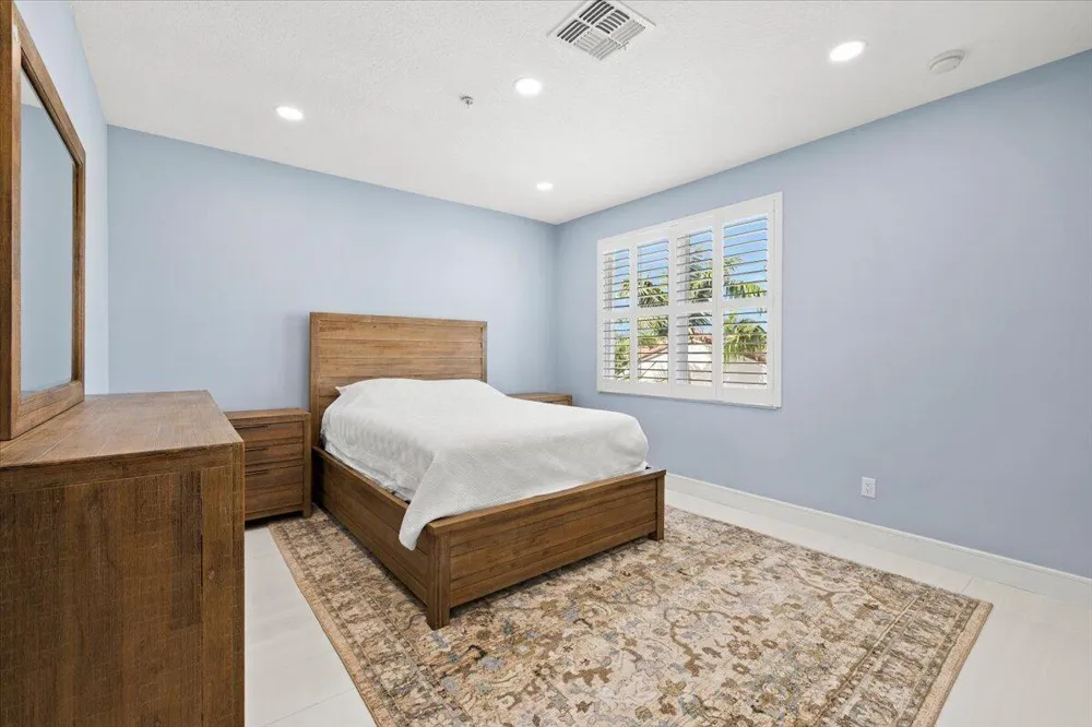 4980 NW 15TH AVENUE Boca Raton, FL 33431