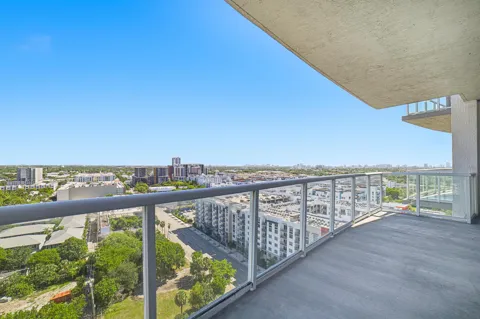 315 NE 3RD AVENUE #1509