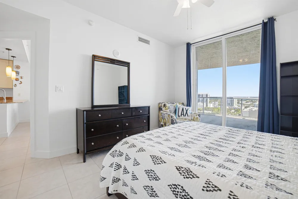 315 NE 3RD AVENUE #1509 Fort Lauderdale, FL 33301