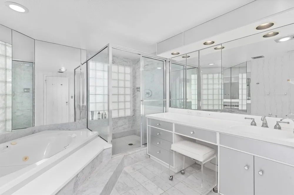 2000 S Ocean Boulevard #107n Palm Beach, FL 33480