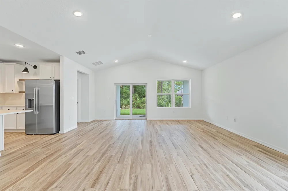1806 San Filippo Drive SE Palm Bay, FL 32909