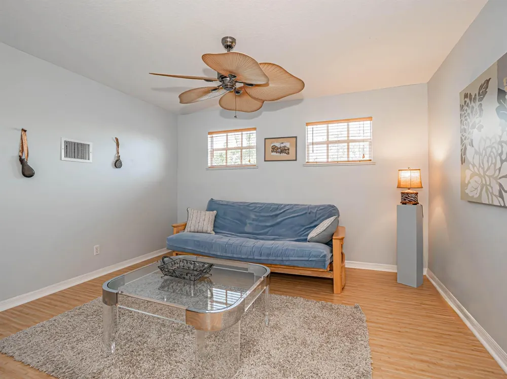 559 6TH STREET Vero Beach, FL 32962