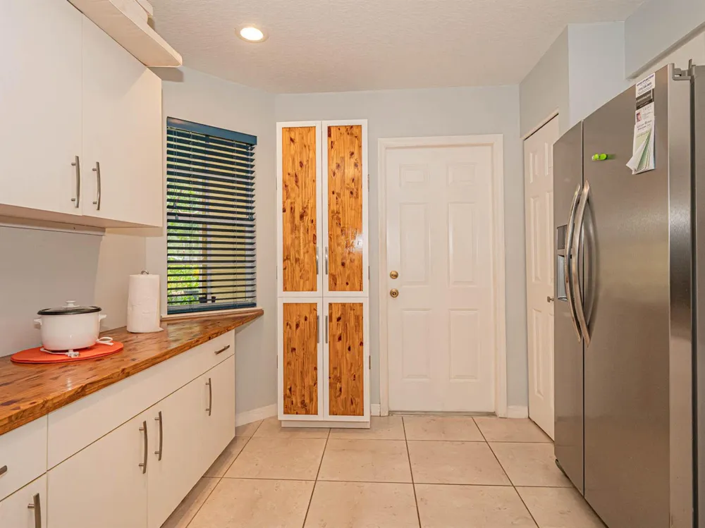 559 6TH STREET Vero Beach, FL 32962