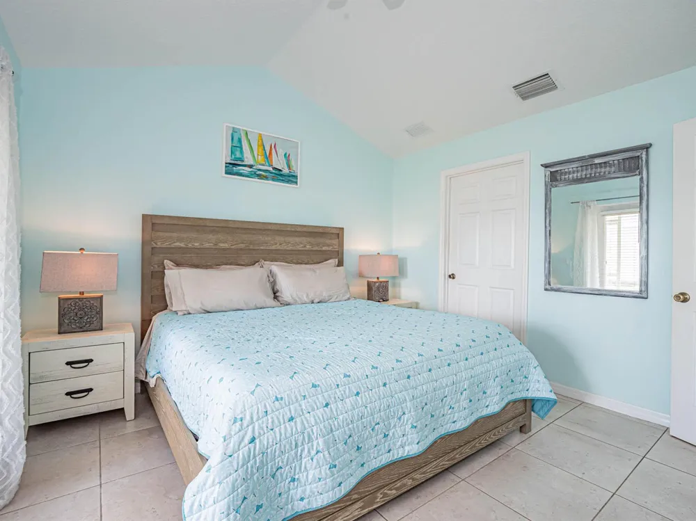 559 6TH STREET Vero Beach, FL 32962