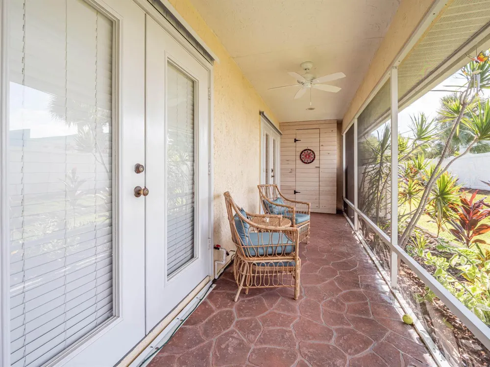 559 6TH STREET Vero Beach, FL 32962