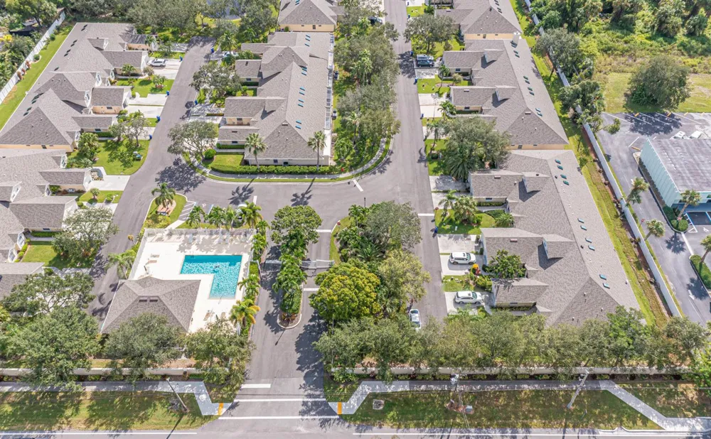 559 6TH STREET Vero Beach, FL 32962