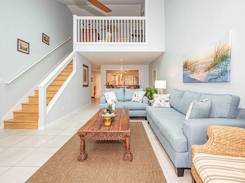 559 6TH STREET Vero Beach, FL 32962