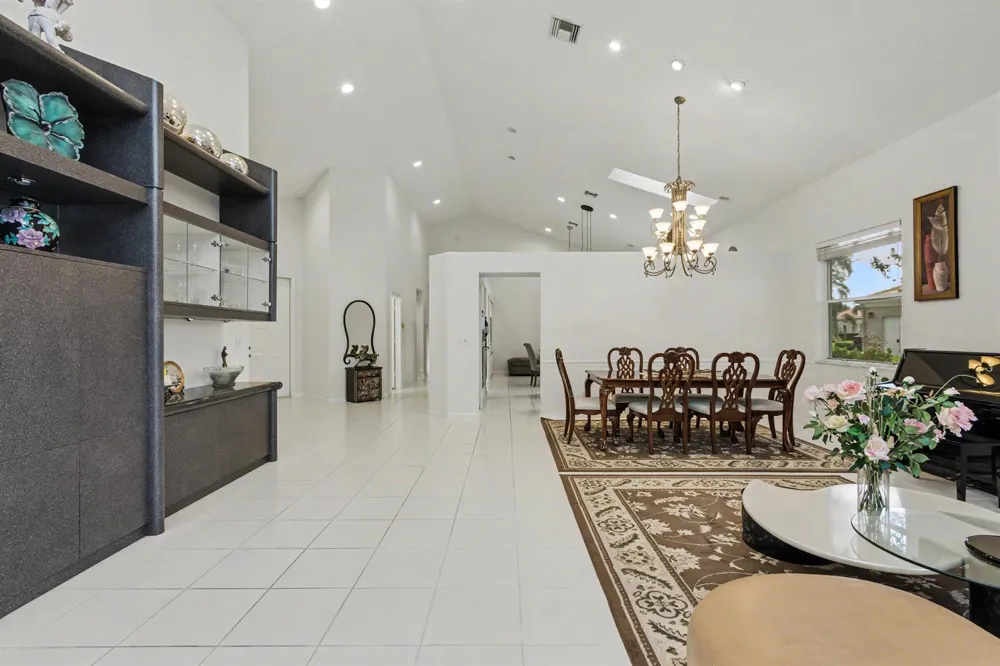 6219 EVIAN PLACE Boynton Beach, FL 33437