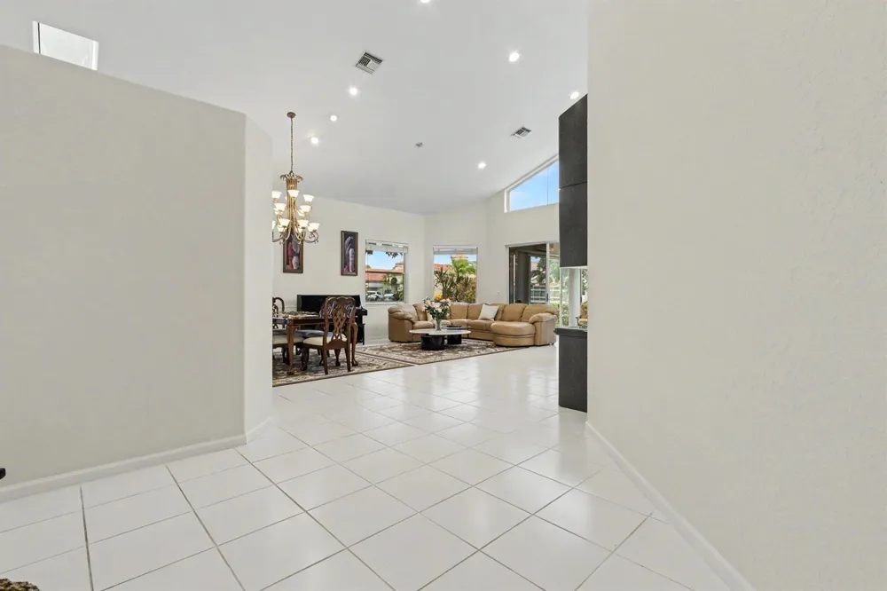 6219 EVIAN PLACE Boynton Beach, FL 33437