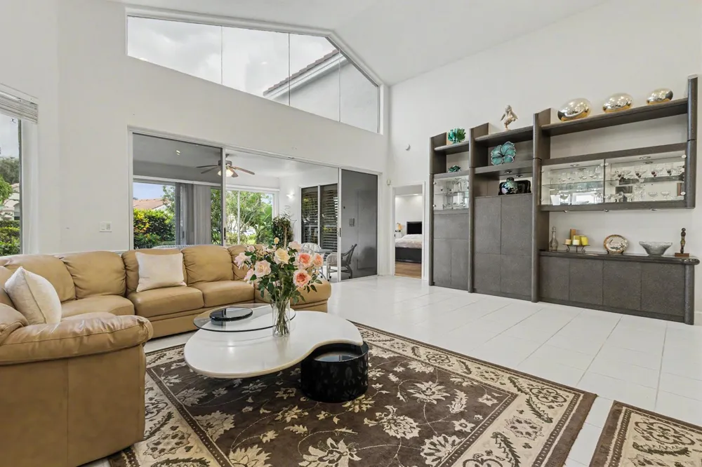 6219 EVIAN PLACE Boynton Beach, FL 33437