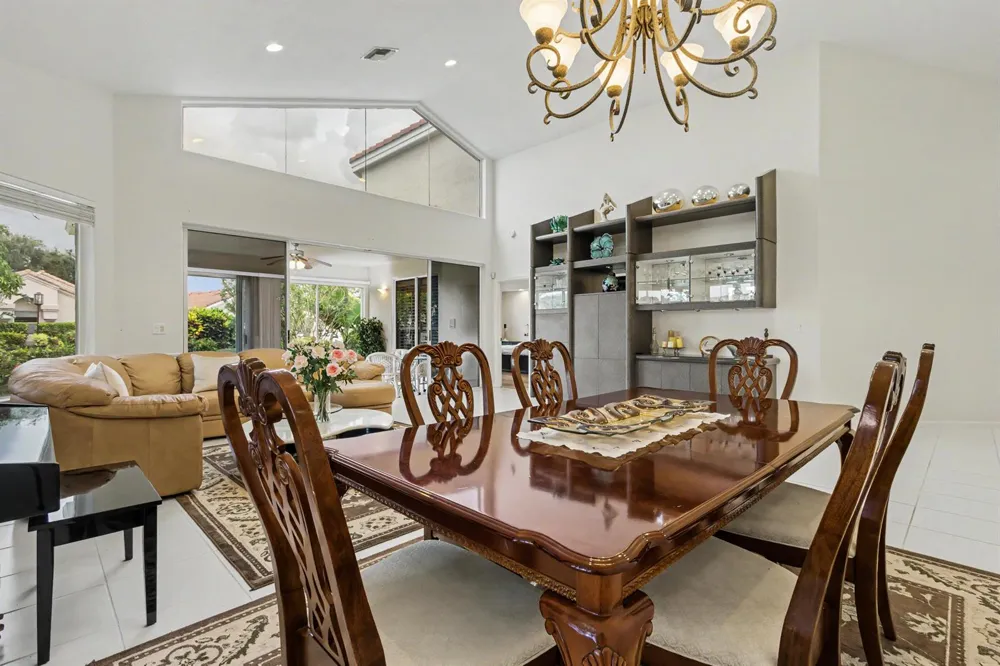 6219 EVIAN PLACE Boynton Beach, FL 33437