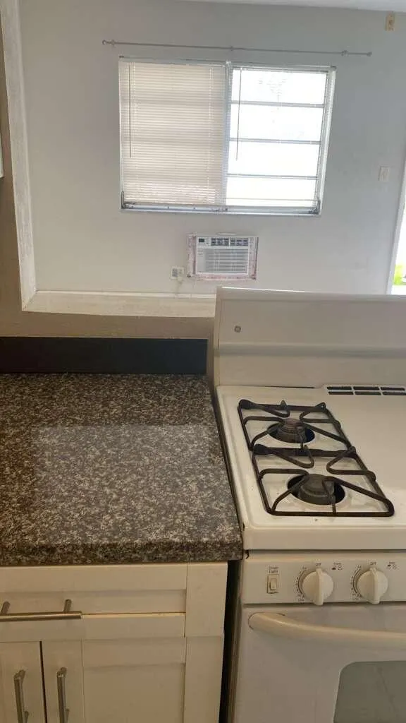 50 NW 204TH STREET #8 Miami Gardens, FL 33169