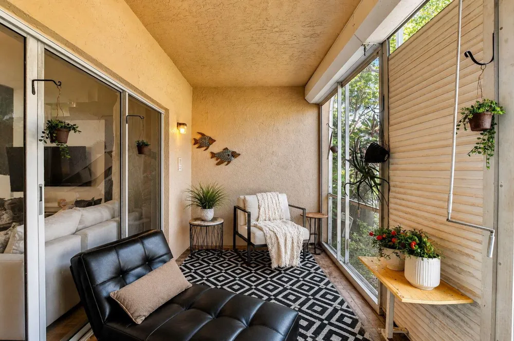 6487 Via Regina Boca Raton, FL 33433