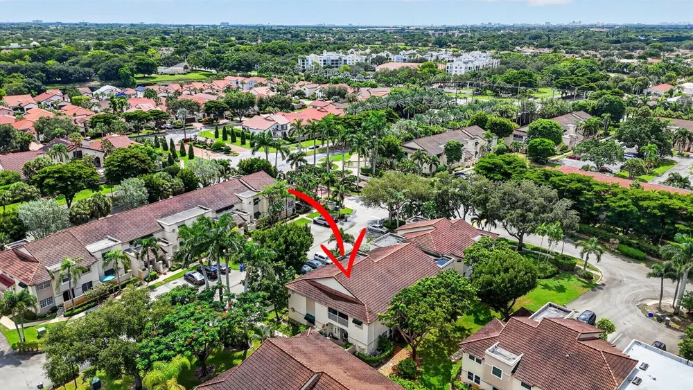 6487 Via Regina Boca Raton, FL 33433