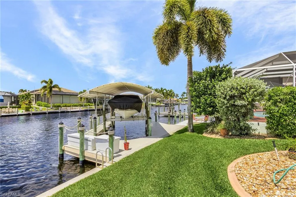 4618 SW 24th Place Cape Coral, FL 33914