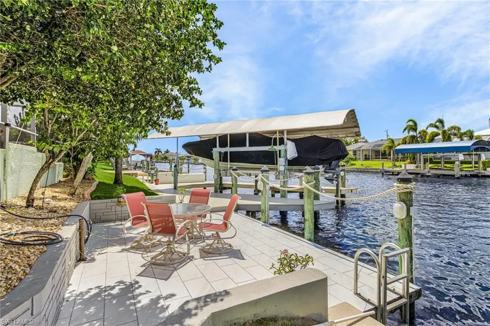 4618 SW 24th Place Cape Coral, FL 33914