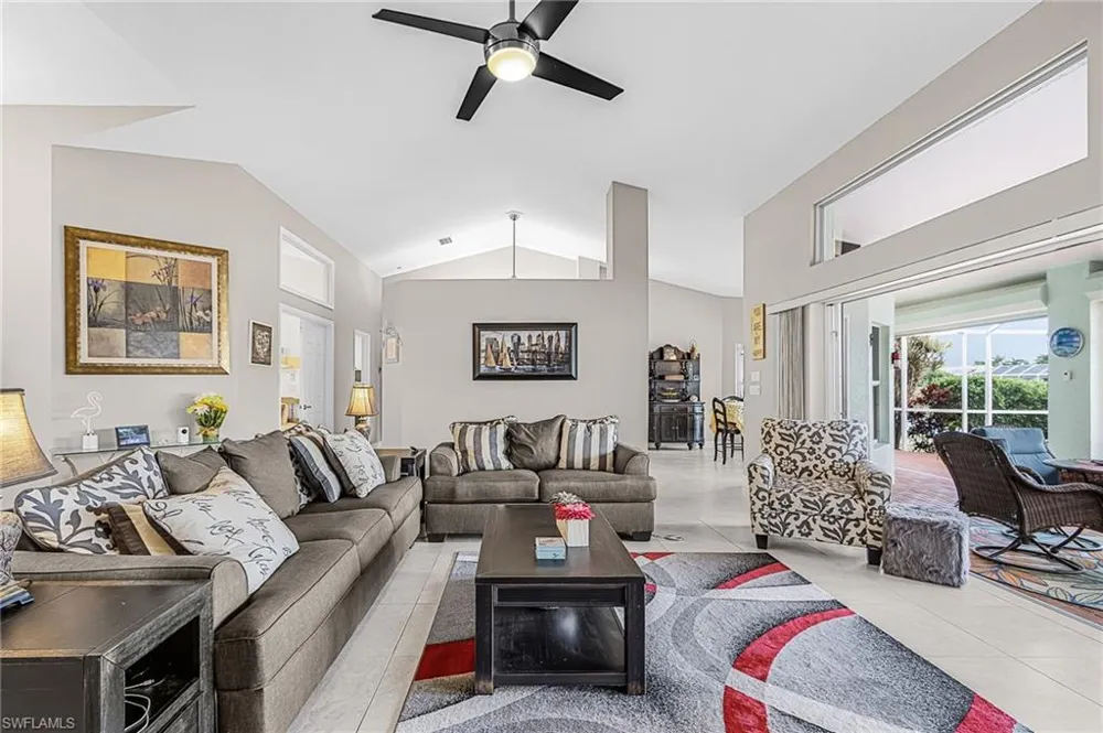 4618 SW 24th Place Cape Coral, FL 33914