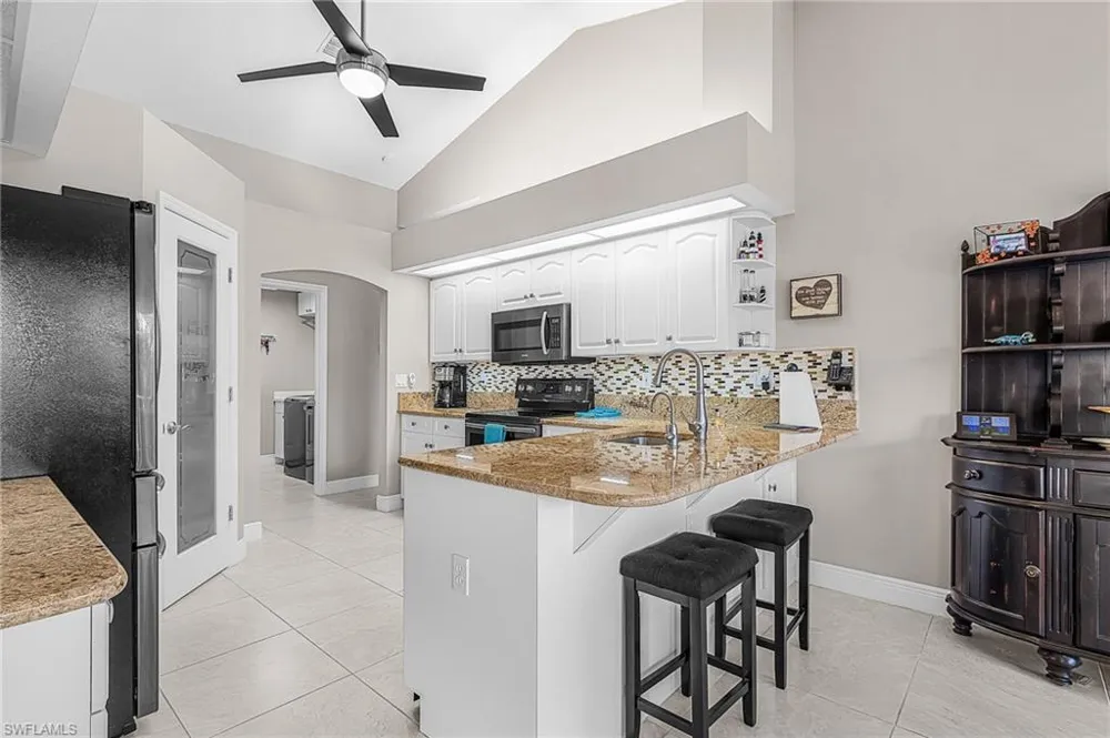 4618 SW 24th Place Cape Coral, FL 33914