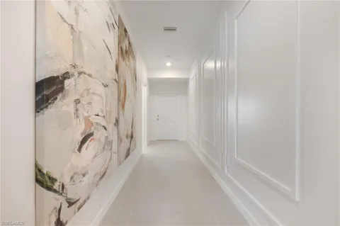 1423 NW 10th Place