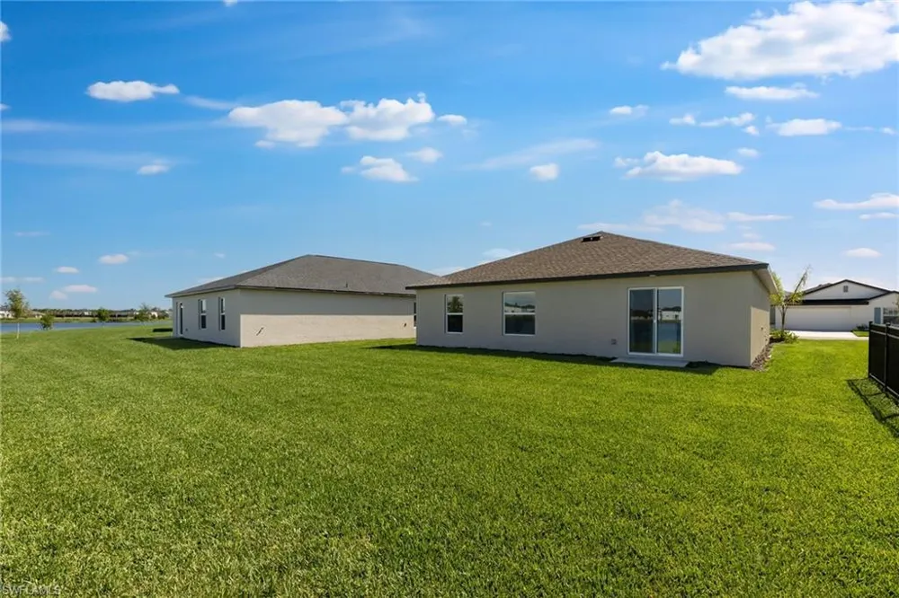 1423 NW 10th Place Cape Coral, FL 33993