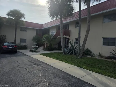 198 Joel Boulevard #7