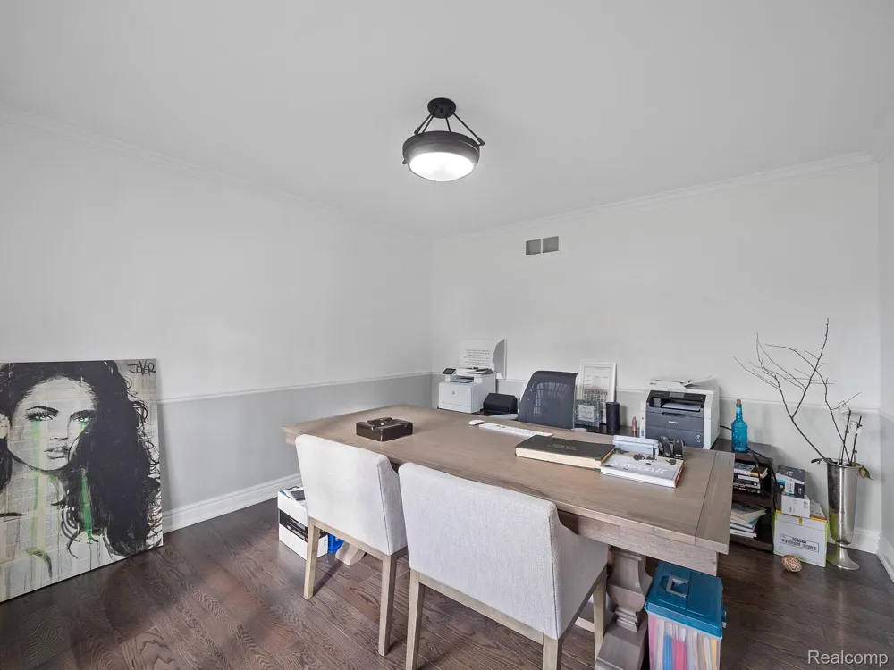 749 KENSINGTON LANE Bloomfield Charter Township, MI 48304