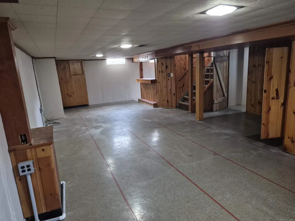 4246 23rd Street Wyandotte City, MI 48192
