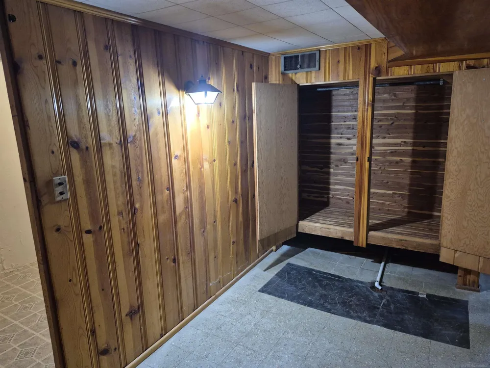 4246 23rd Street Wyandotte City, MI 48192