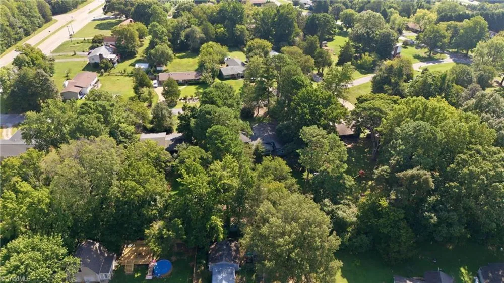 4906 Yarmouth Drive Greensboro, NC 27407