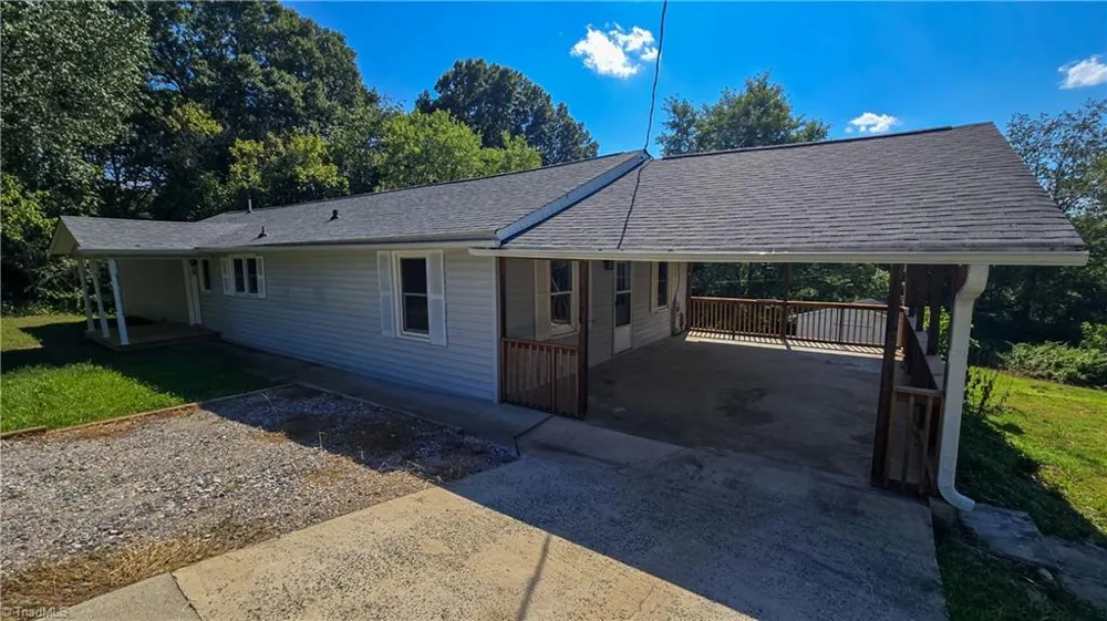 1198 Red Bank Road Germanton, NC 27019