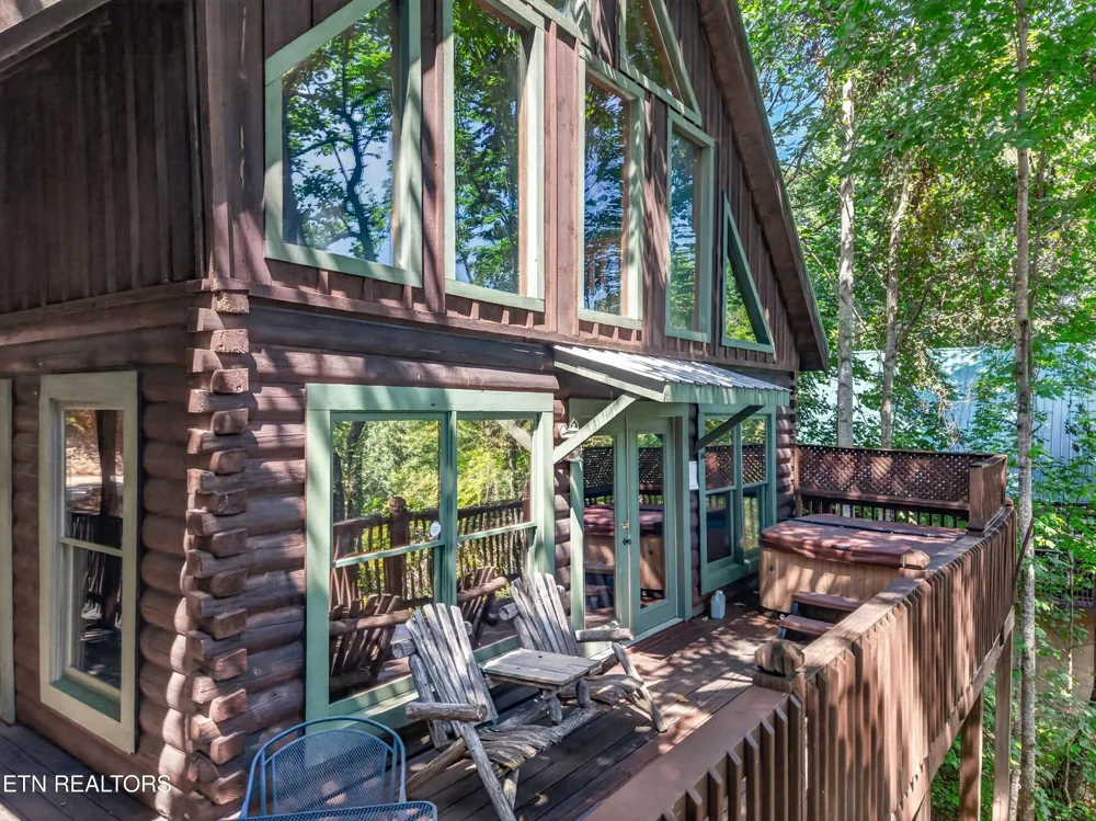 550 Wildwood Forest Way #5 Sevierville, TN 37876
