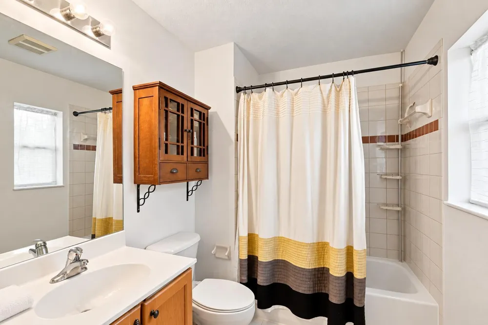 6060 AZALEA CIRCLE West Palm Beach, FL 33415