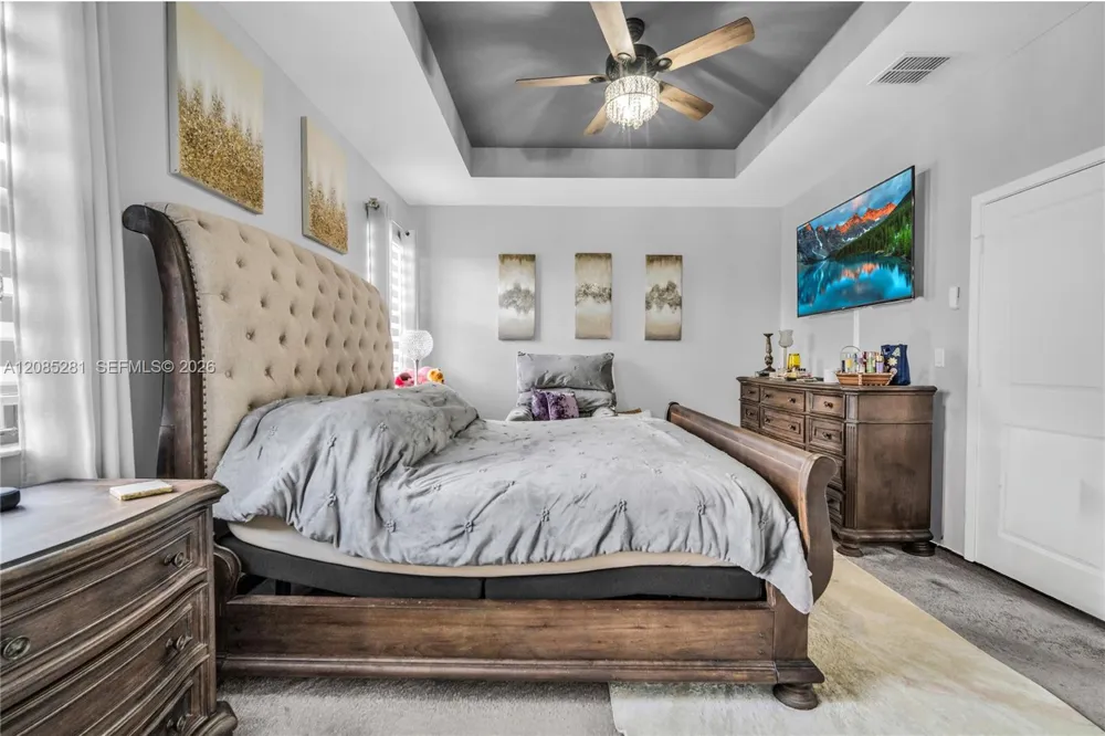 5104 NW 47th St Tamarac, FL 33319