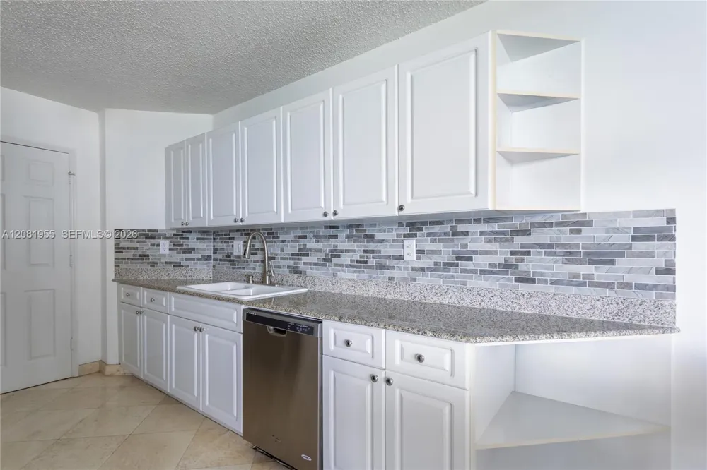 16711 Collins Ave #1704 Sunny Isles Beach, FL 33160