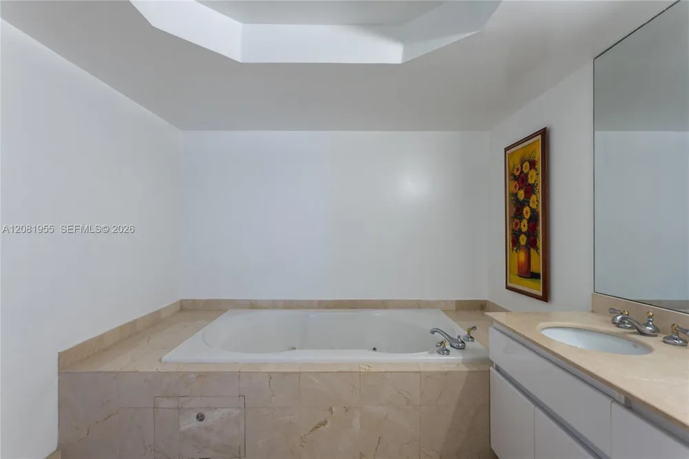 16711 Collins Ave #1704 Sunny Isles Beach, FL 33160
