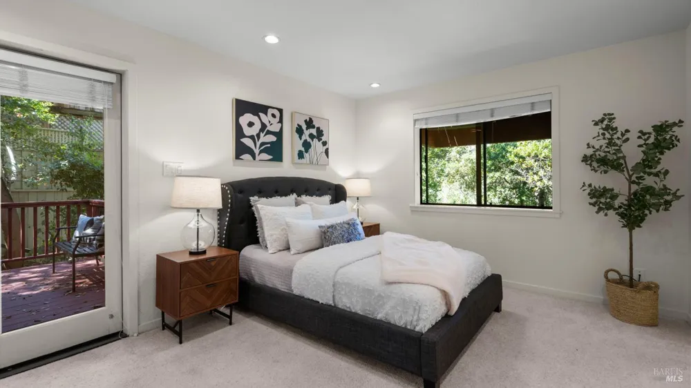 2312 Laguna Vista Drive Novato, CA 94945