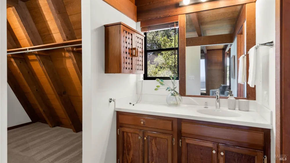 2312 Laguna Vista Drive Novato, CA 94945